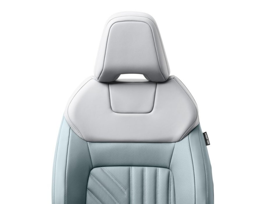 内装色：ホワイト/グリーン＜X＞
シート地：ナッパレザー〔セットでメーカーオプション〕